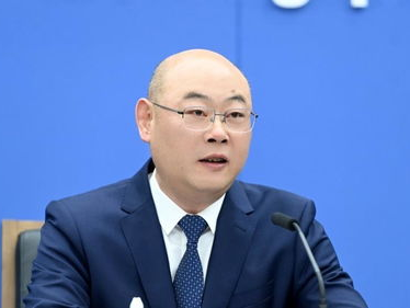 45岁邵佳一会是中国足球的救星吗