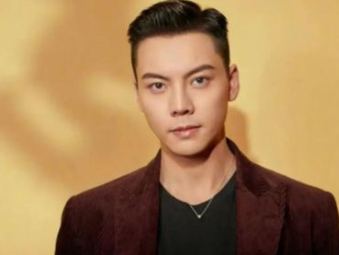 陈伟霆首曝官宣生子背后原因，揭秘家庭幸福新篇章