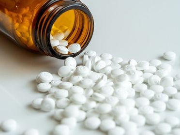 日本青少年滥用药物现状：警示与反思