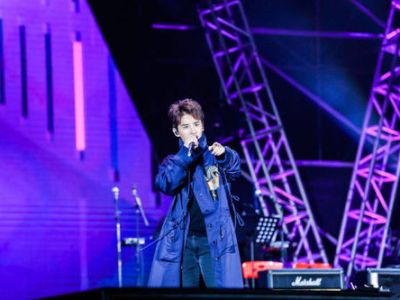 张远跨年盛宴：点菜瞬间，美食之旅启程